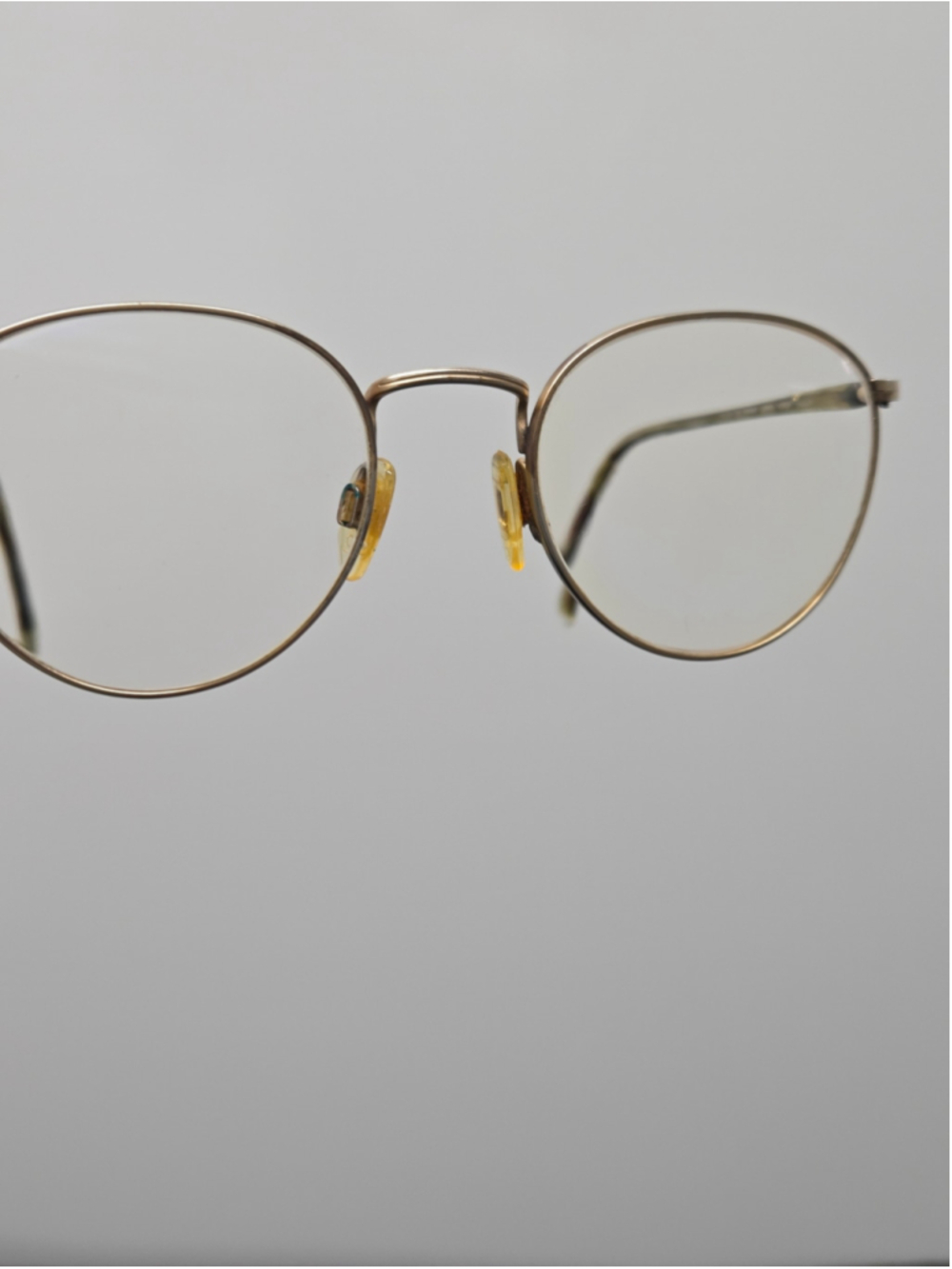 Charmant 4251 Round Gold Vintage 80s Titanium Wire Rim Japan Weightless
